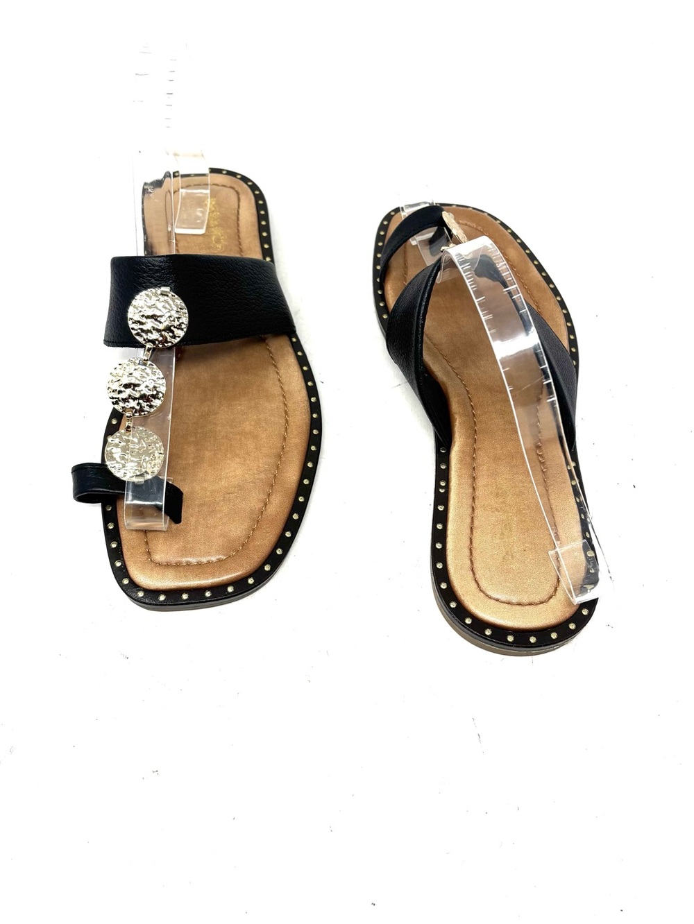 NEW Coach and Four Sandals - Picture 4 of 7